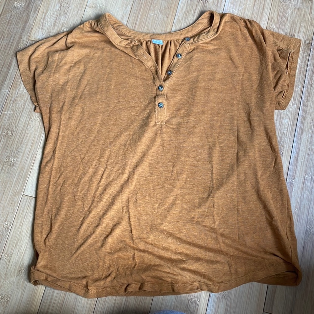 Women’s blouse